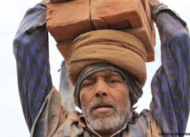 Spotkanie z podróżnikami: Święta nad Gangesem